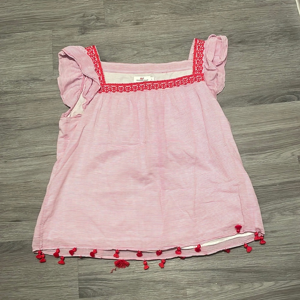 Vineyard Vines tassel blouse